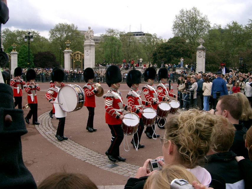 London Changing of the Guard Tour - Front Row 12 guests 2,5h - Timing, clothing and the small practical details