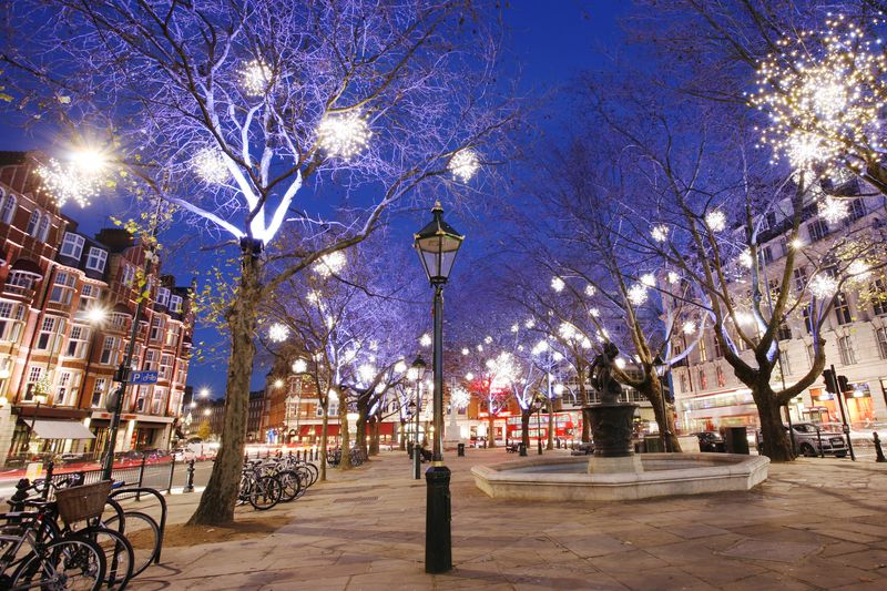 London Christmas Lights Bike Tour - Hyde Park Winter Wonderland and London’s seasonal side