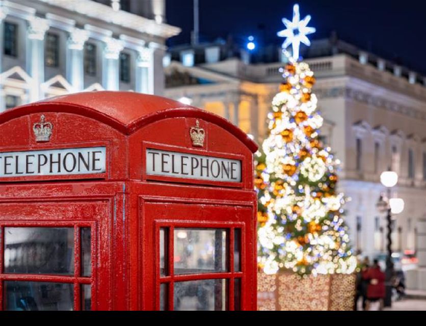 London: Christmas Lights Nighttime Bus Tour with Live Guide - Staying warm on an open-top bus