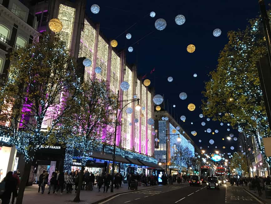 London Christmas Lights Open-Top Bus Tour. 2025 Early Bird - Regent Street and Piccadilly Circus after dark