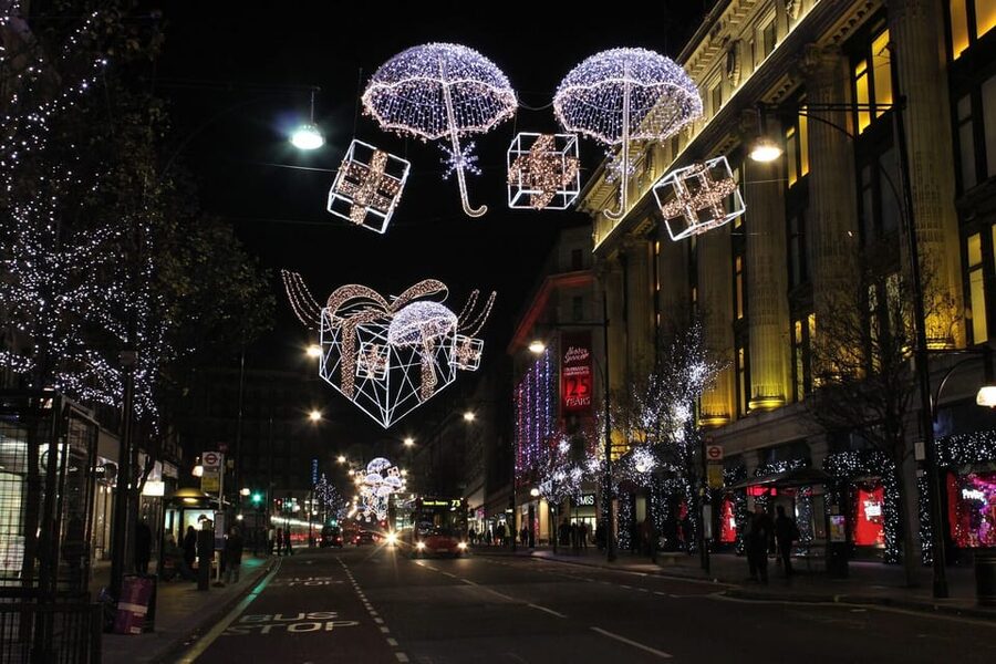 London: Christmas Lights Tour by Vintage Double-Decker Bus - Key points to know before booking