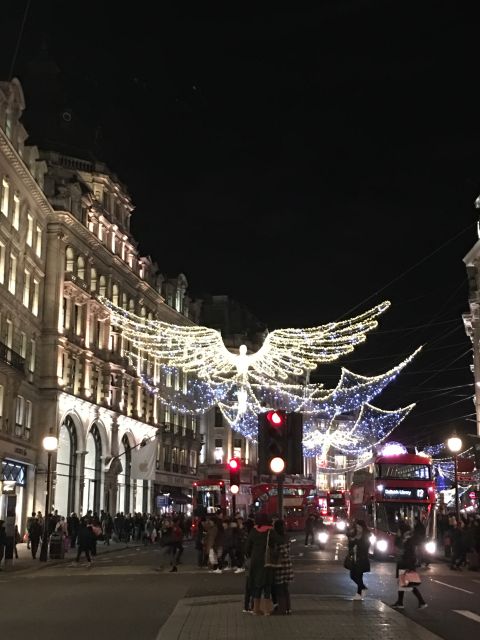 London: Christmas Lights Tour in a Black Cab - Price and what you get for $484