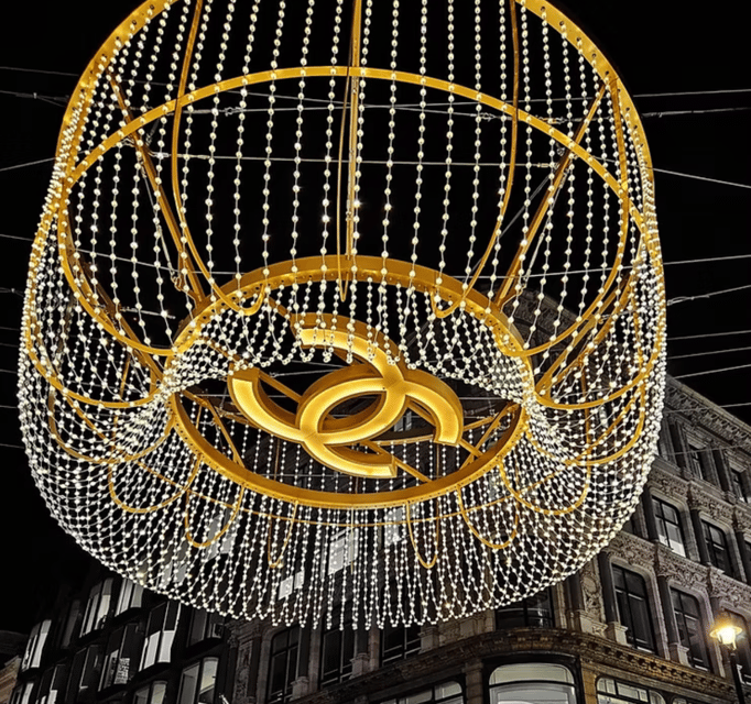 London: Christmas Lights Walking Tour - What this Christmas lights walk is really like