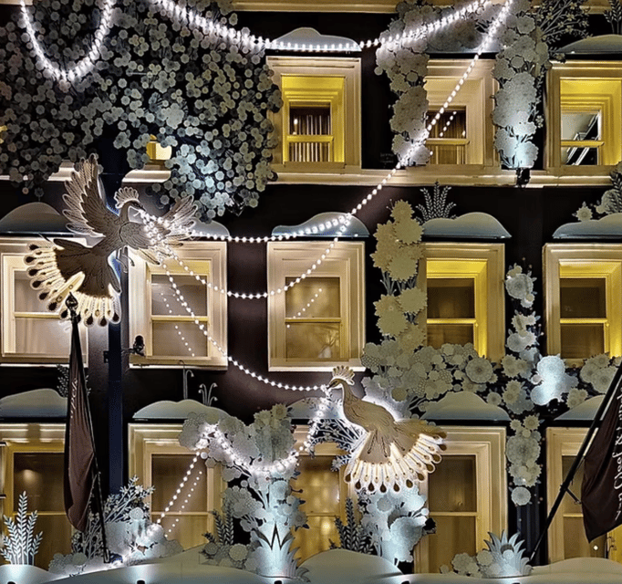 London: Christmas Lights Walking Tour - Mayfairs shop windows and seasonal detail