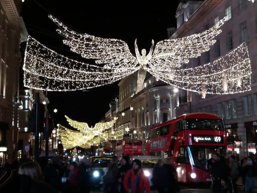 London Christmas Sparkle Walking Tour Small Group - Covent Garden and the Big Finish