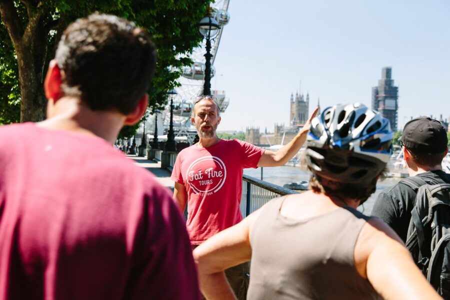 London: City Highlights Guided Bike Tour - Horse Guards Parade and Trafalgar Square