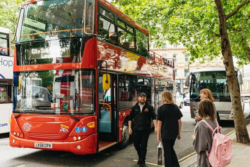 London: City Sights Hop-On Hop-Off Bus & Bookable Extras - What the bus ride is like in real conditions