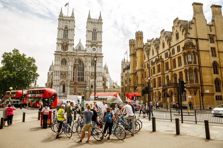 London: Classic Gold 3.5-Hour Bike Tour - Bike comfort, safety, and pace
