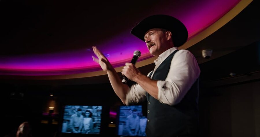 London: Country Music Party with Line Dancing, Two-stepping - Learning the Texas Two-Step