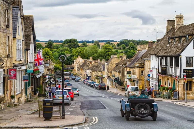 London: Cream Tea at Blenheim Palace & the Cotswolds Tour - What the day feels like in practice