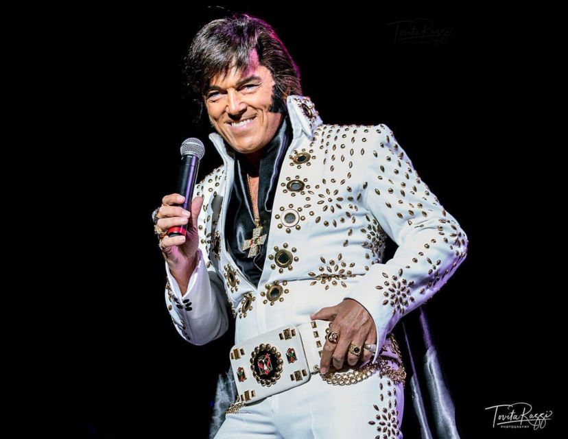 London: Dinner Cruise with Elvis Tribute on the Thames River - The three-course dinner and what to expect