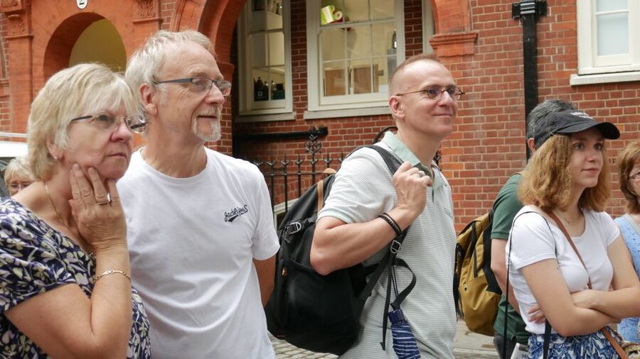 London: Downton Abbey Guided Walking Tour - Lady Rose, Jack Ross, and a risky night out