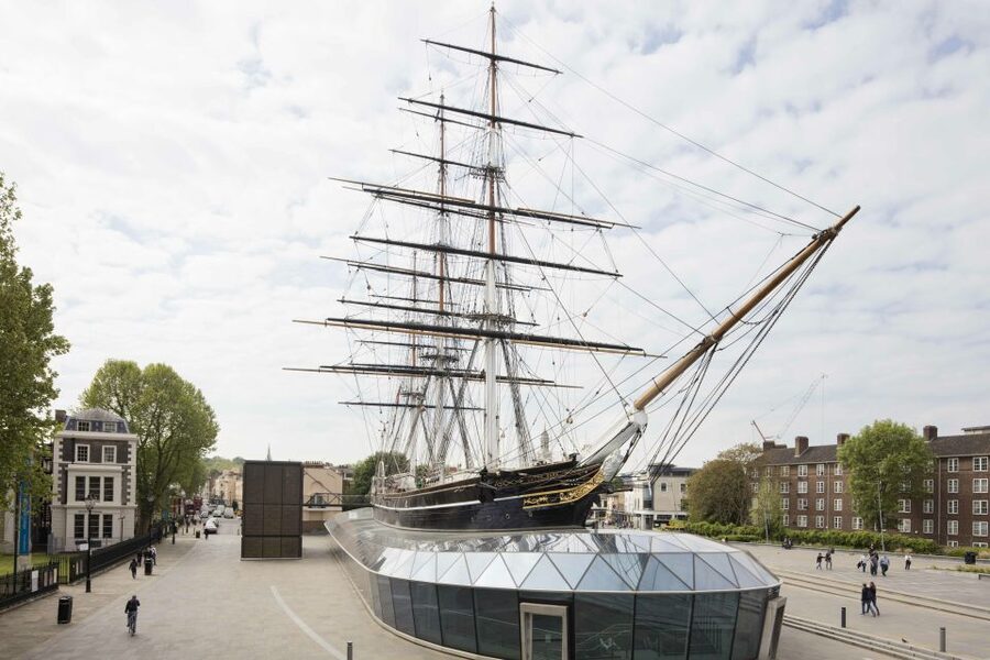 London: Entrance Ticket to the Cutty Sark - Stepping onto the main deck