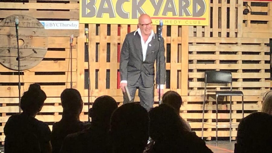 London: Friday Night at The Backyard Comedy Club - The interval, the late bar, and the social side