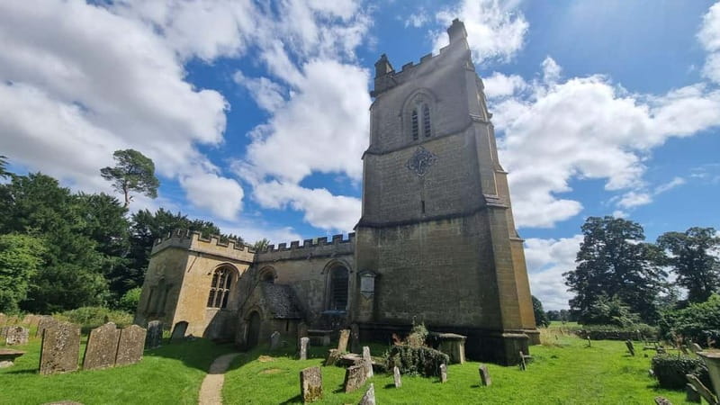 London: Full Day Cotswolds Tour with Shakespeare's Stratford - Snowshill shows the quieter side of the Cotswolds