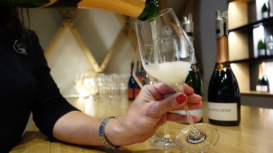 London: Full-Day English Wine Tour with Lunch - The return to London takes about 95 minutes