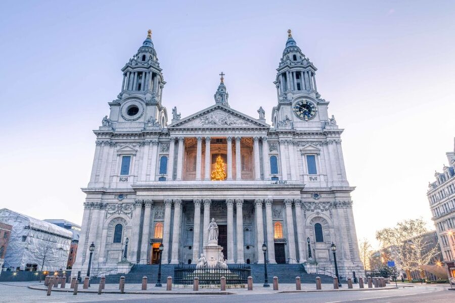 London: Full-Day London Bus Tour - The Tower of London and the Crown Jewels