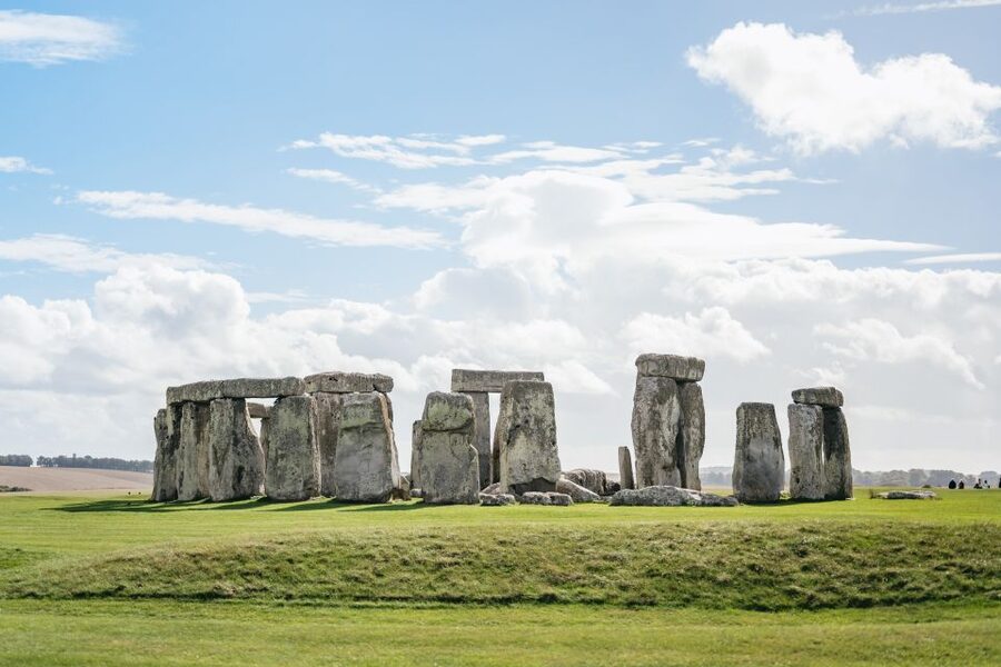 London: Full-Day Windsor, Stonehenge, and Oxford Tour - Who should book this day trip?