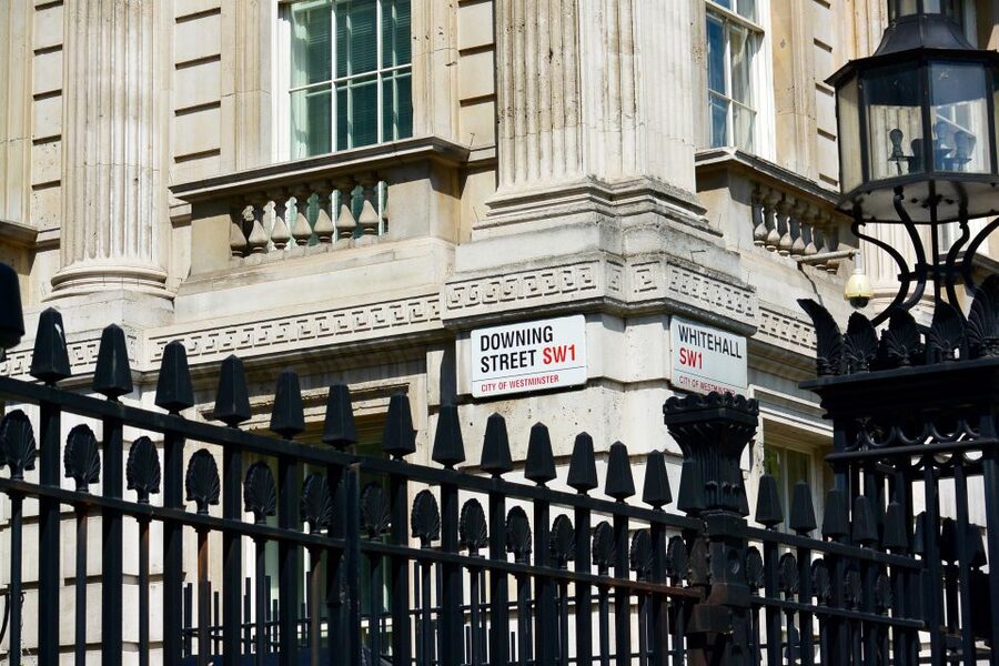 London: German-Speaking Guided Tour of Westminster - Horse Guards and the Changing of the Guard