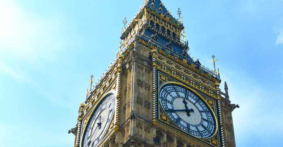 London: German-Speaking Guided Tour of Westminster - Starting at Green Park and the Diana Fountain