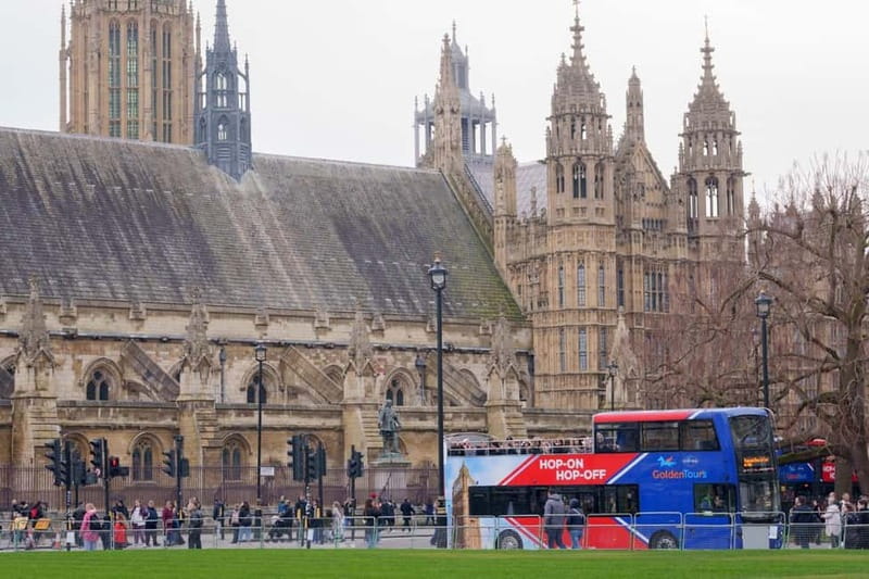 London: Golden Tours Gray Line Hop-on Hop-off Bus Tour - The walking tours add value to longer passes