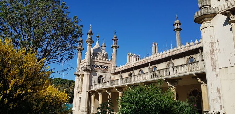 London: Guided Day Trip to Brighton and Seven Sisters - What the $1,011 Price Really Buys