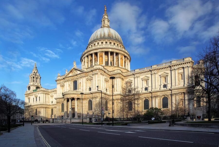 London: Guided Sightseeing Tour on a Vintage Open-Top Bus - Whitehall, Trafalgar Square, and Piccadilly Circus