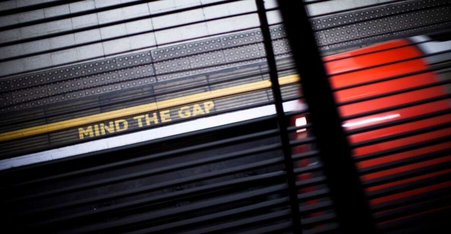 London: Guided Tour of Hidden Tube Station at Charing Cross - Key points to know before booking