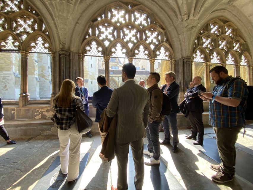 London: Guided Westminster Abbey Tour and Refreshments - Optional London Eye: a modern second act