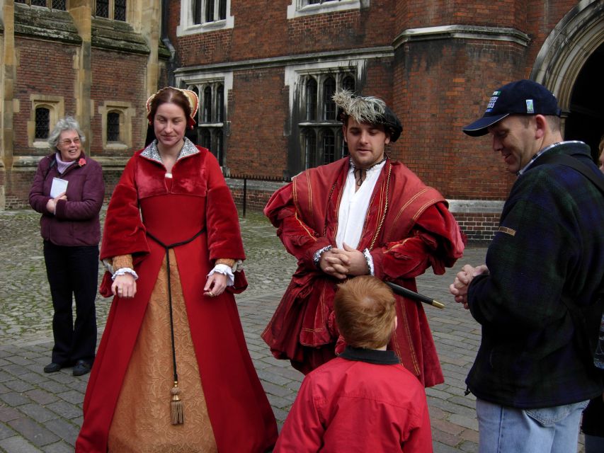 London: Hampton Court Private Guided Tour - William and Mary’s apartments and the palace’s second act