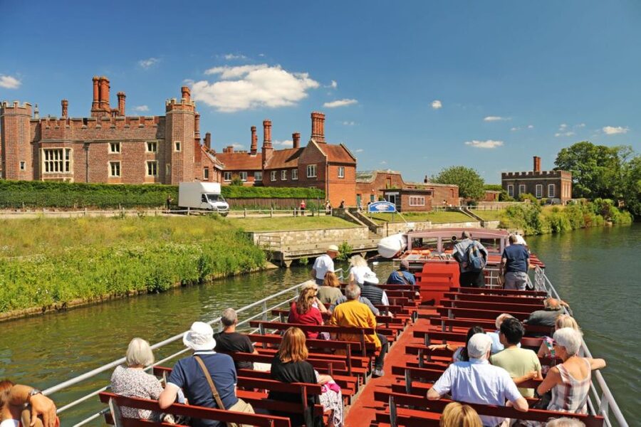 London: Hampton Court to Westminster River Thames Cruise - Following the Thames through Syon Reach