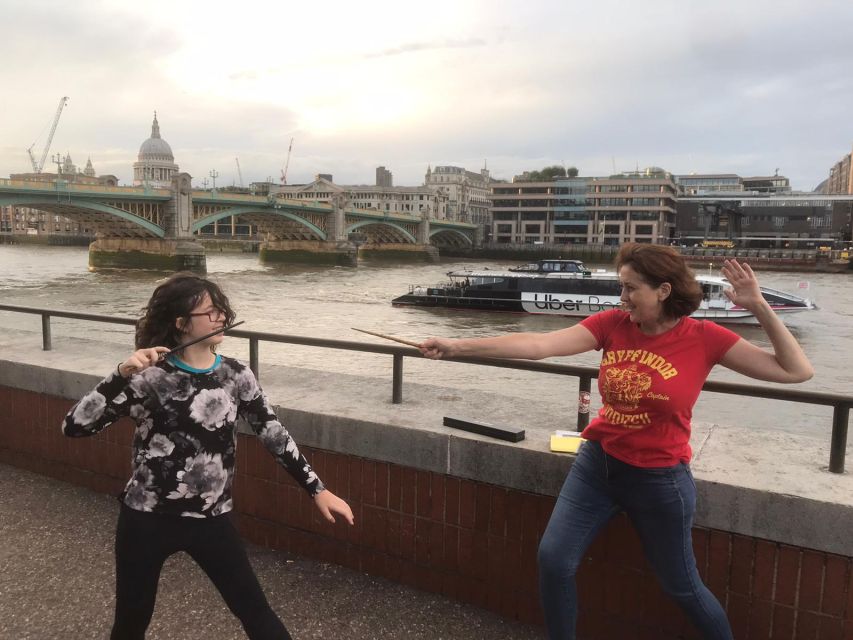 London: Harry Potter and the Clink Prison (Tour + Tickets) - London Bridge gives the tour its biggest city views