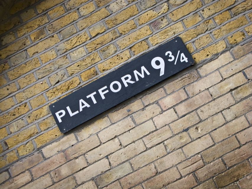 London: Harry Potter Filming Locations Walking Tour - Guides who add more than film trivia