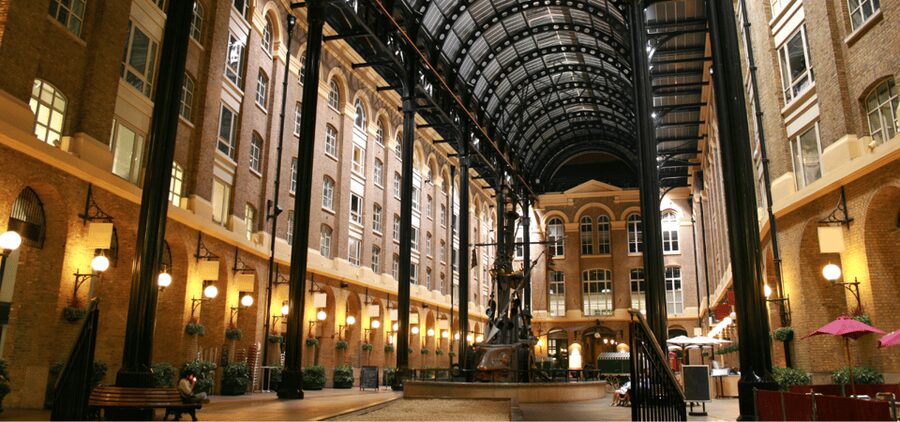 London: Harry Potter Movie Location Tour with an APP - Leadenhall Market, London’s Diagon Alley