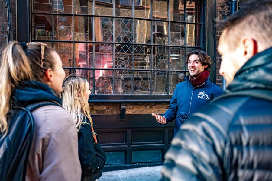 London: Harry Potter Movie Locations Magical Guided Tour - Palace Theatre and the wizarding shopping streets
