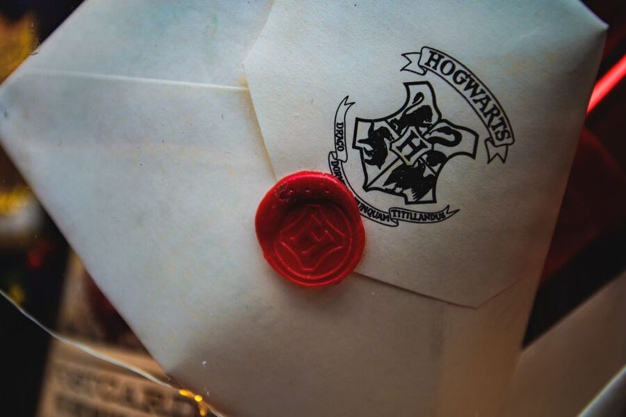 London: Harry Potter Movies Walking Tour (Kids Go Free) - The Palace Theatre and London’s Potter stage