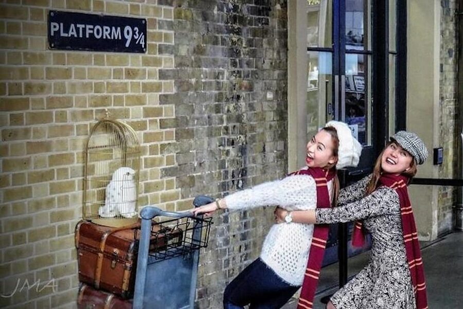 London: Harry Potter Sights and Shrek's Adventure Combo Tour - House of Spells and wizarding shopping time