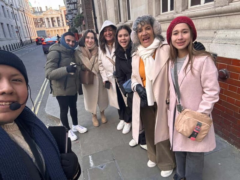 London: Harry Potter Tour in English, discover spells and secrets! - Cecil Court brings the Diagon Alley feeling