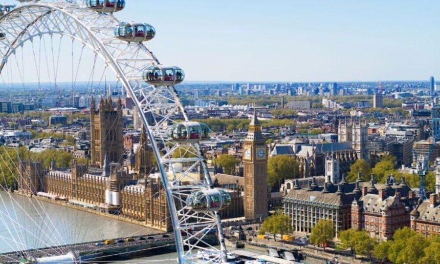 London: Harry Potter Tour & London Eye w/ Fast Track Tickets - Goodwin’s Court adds a close-up look at old London