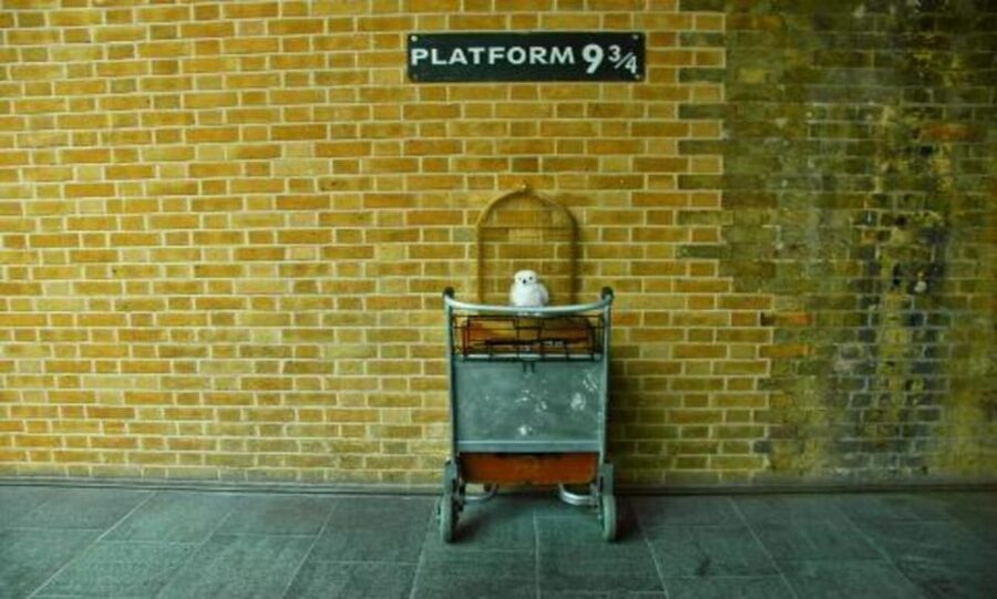 London: Harry Potter Tour, River Cruise & The London Dungeon - Why this six-hour combination works