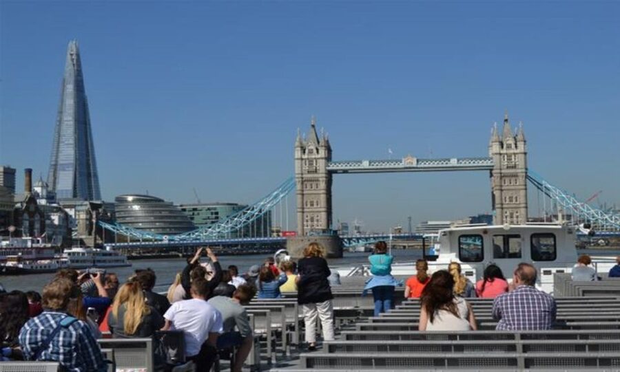 London: Harry Potter Tour, River Cruise & The London Dungeon - The Palace Theatre and House of Spells