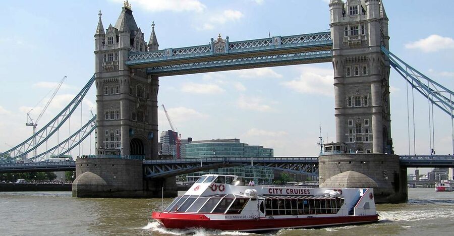 London: Harry Potter Walking Tour and River Thames Cruise - Key points at a glance