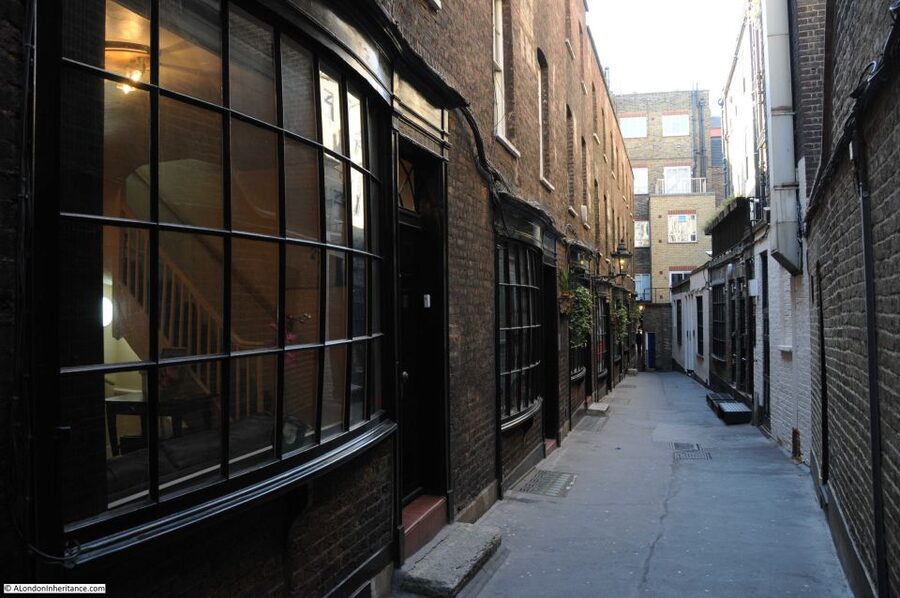 London: Harry Potter Walking Tour and Tower of London Entry - Is the $105 price good value?