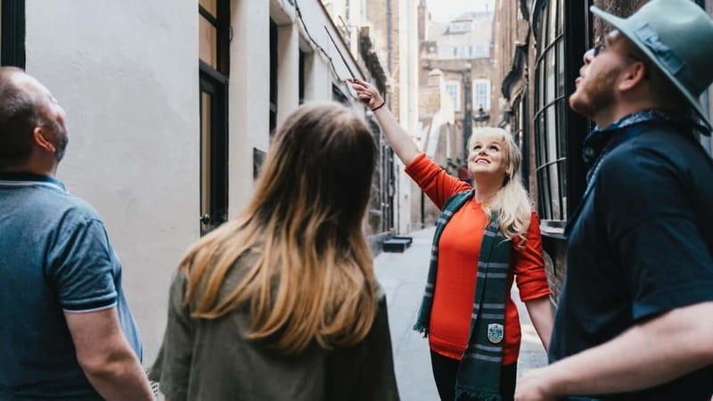 London: Harry Potter Walking Tour (& Bottle of Butterbeer) - Starting at Borough Market