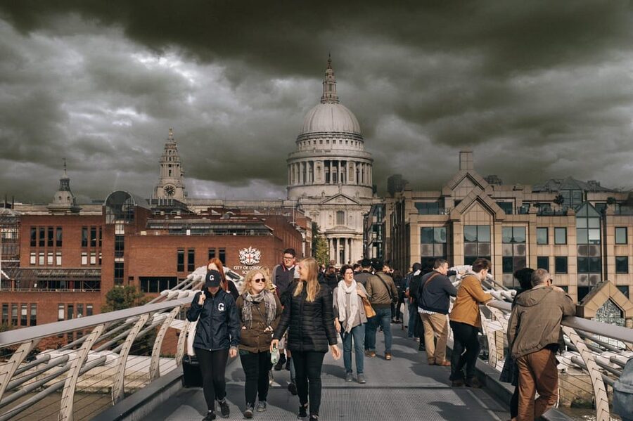 London: Harry Potter Walking Tour in German - From the Golden Hinde to Shakespeare’s Globe