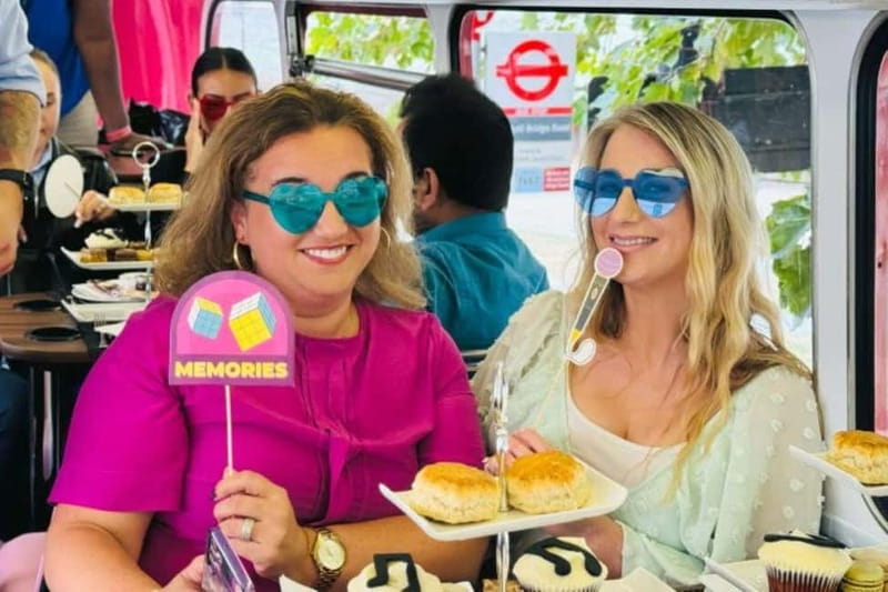 London: "Here We Go Again" Afternoon Tea Bus - Meeting the bus at Golden Tours Stop 1