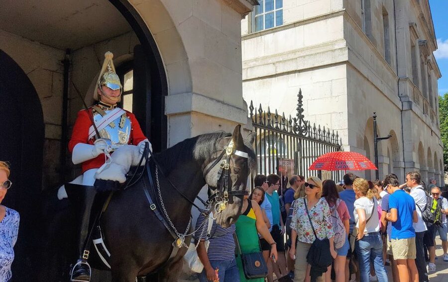 London Highlights Taxi Tour - Covent Garden and a useful walking break