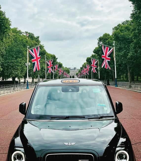 London: Iconic London Taxi Tour - Private 3 hour tour - A guide with London in his bones