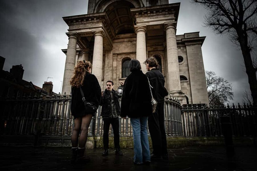 London: Interactive Jack the Ripper Walking Tour - Should you book the Jack the Ripper walking tour?