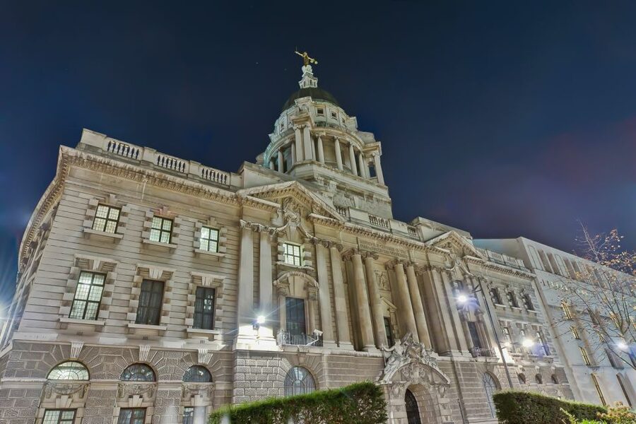 London: Jack The Ripper and Sherlock Holmes Bus Tour - Old Bailey and the Elephant Man